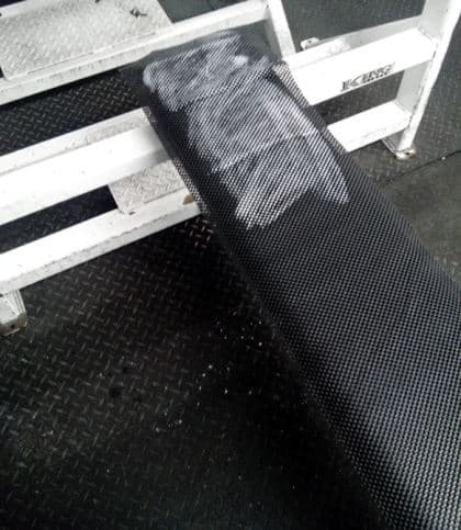 shelf liner with chalk for non slip bench press