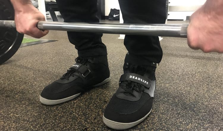 https://www.kingofthegym.com/wp-content/uploads/2018/04/SABO-Deadlift-Shoes-with-Flat-Heel.jpg