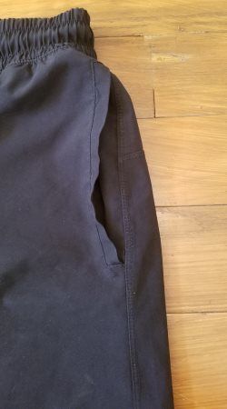A7 Center-stretch Squat Shorts - Side View of Pocket