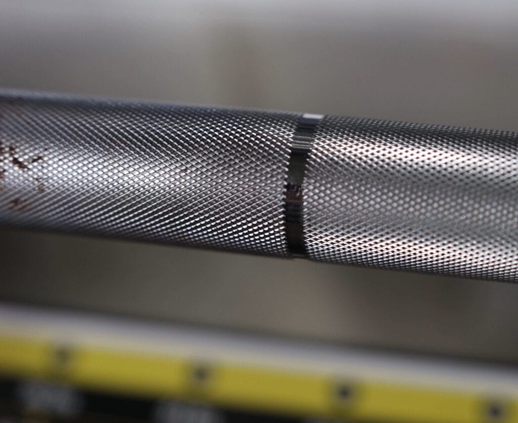 MX Select MX100 Barbell Knurling