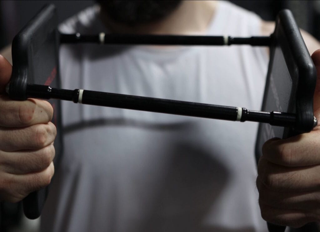 Non-Welded Flex Plate Design on the PowerBlock Commercial Pro 100 Adjustable Dumbbells
