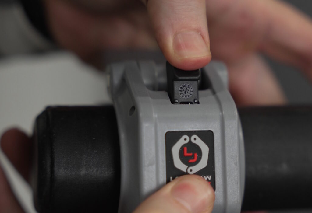 Lock-Jaw Pro Axle Barbell Collar - Design - Locking Tab