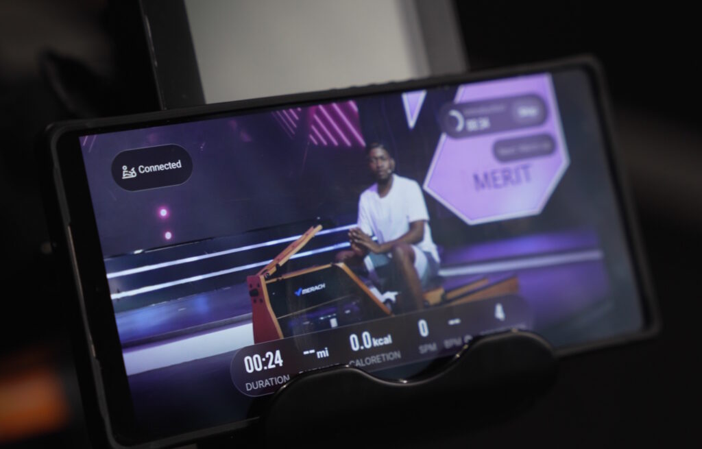 MERACH NovaRow R50 Air Rower - App - Coach-led Classes