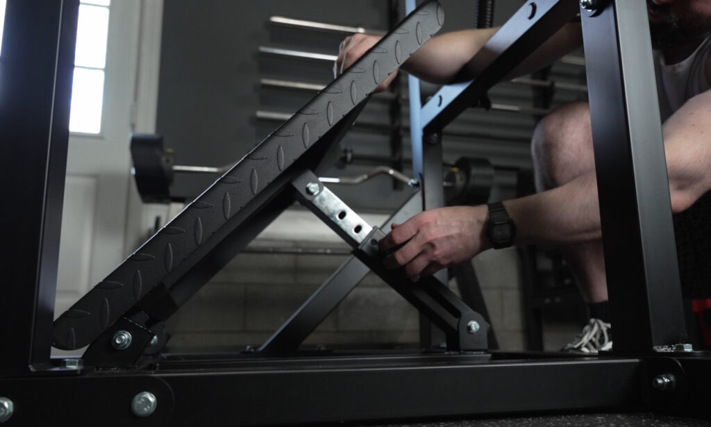 GMWD Pendulum Squat Review - Footplate Angles