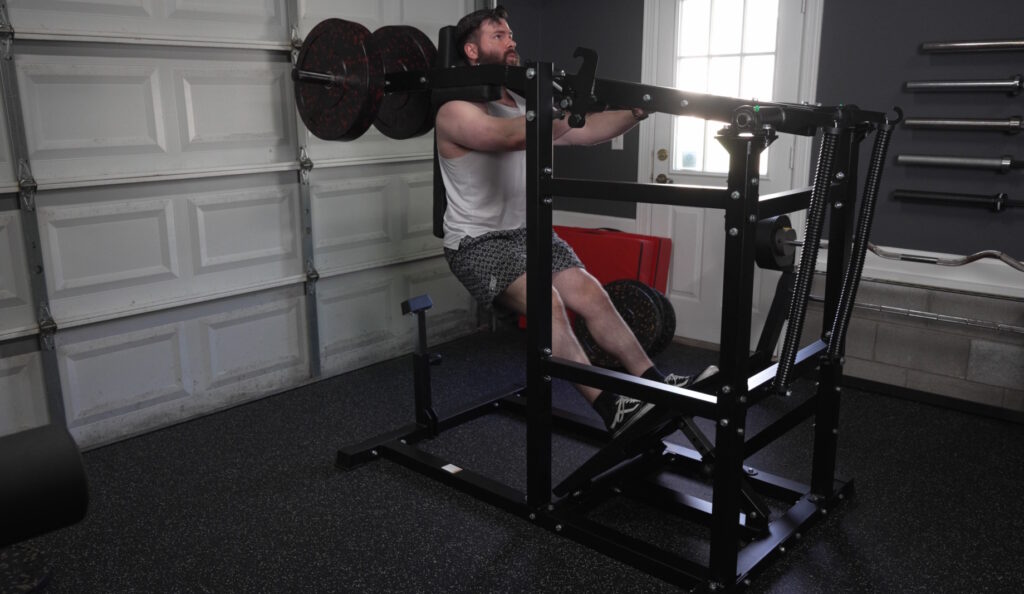 GMWD Pendulum Squat Review - Performing Squats With Moderately Heavy Weight