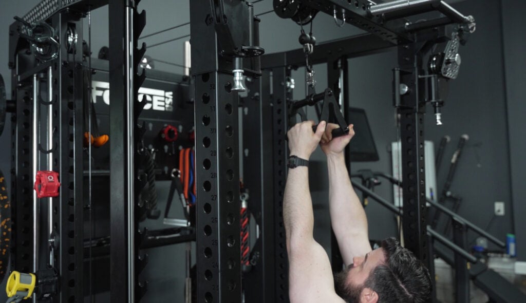 Force USA C20 - Close Grip Lat Pulldowns With a Full Stretch
