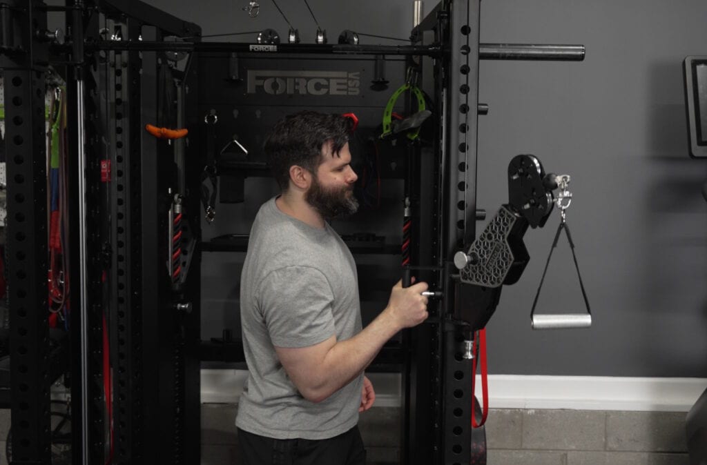 Force USA C20 Review - Raising the Articulating Arm with One Hand